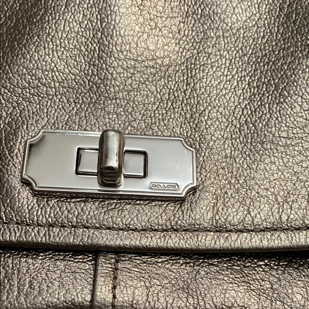 Coach Chelsea Metallic Chain Strap Shoulder Bag/ COA